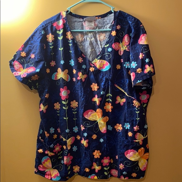Tops - Butterfly scrub top